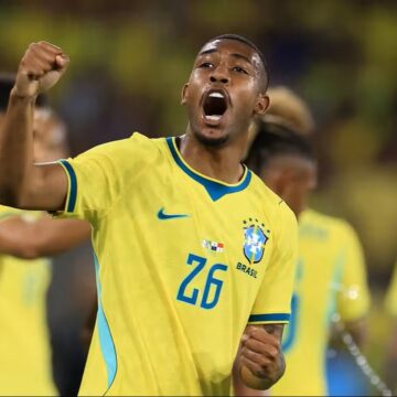 Com gol nos minutos finais, Brasil empata com a Austrália no primeiro jogo pós-Copa