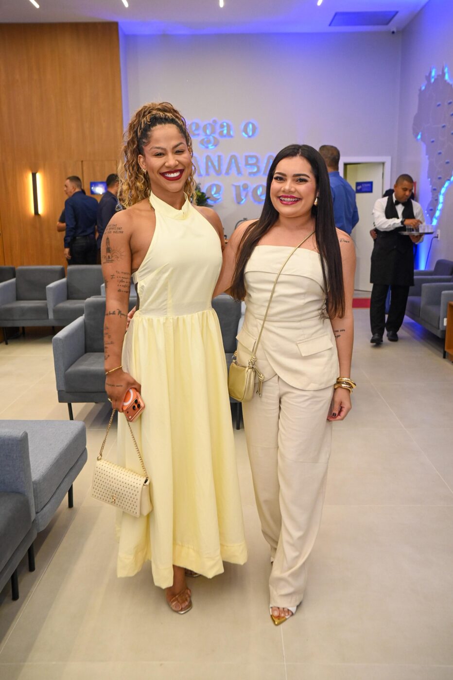 Mirelly Campos e Lorena Martins