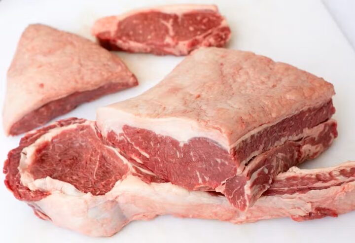 União Europeia suspende compra de carnes do Brasil a partir desta quinta (3); saiba o que acontece