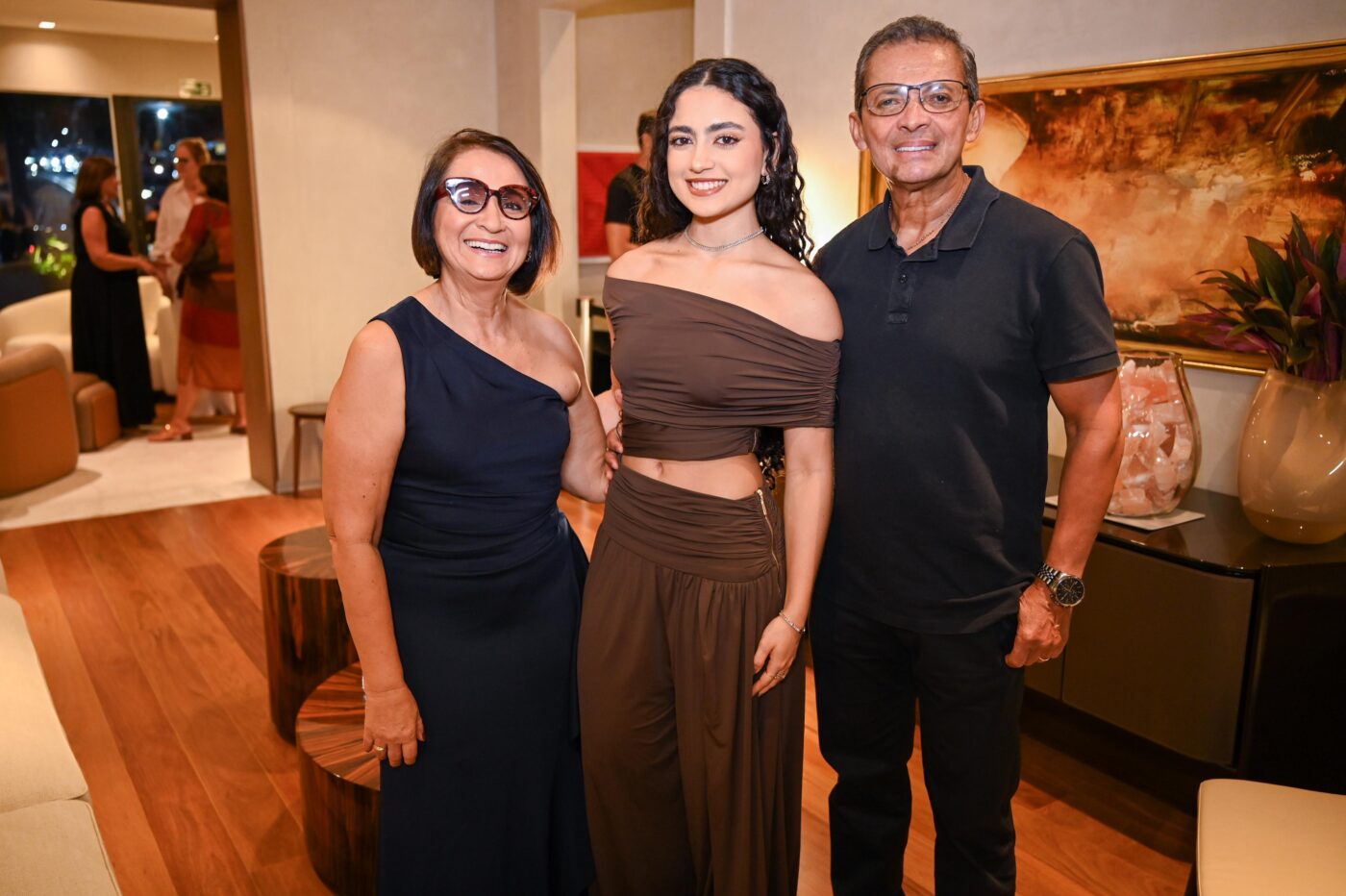 Dora, Clara e Wilson Oliveira