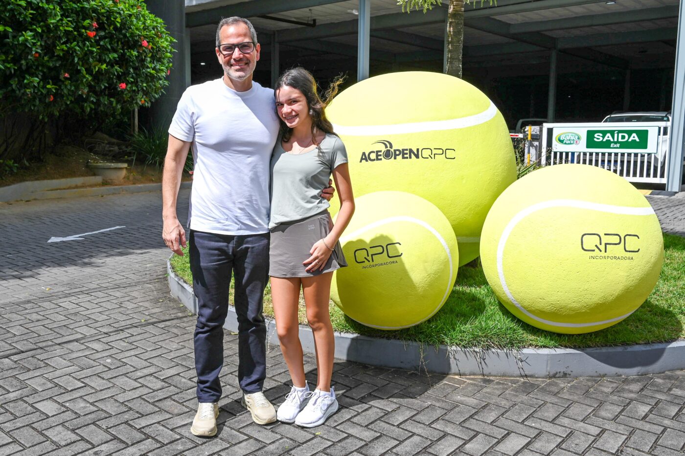 Hassan e Gabriela Luedy