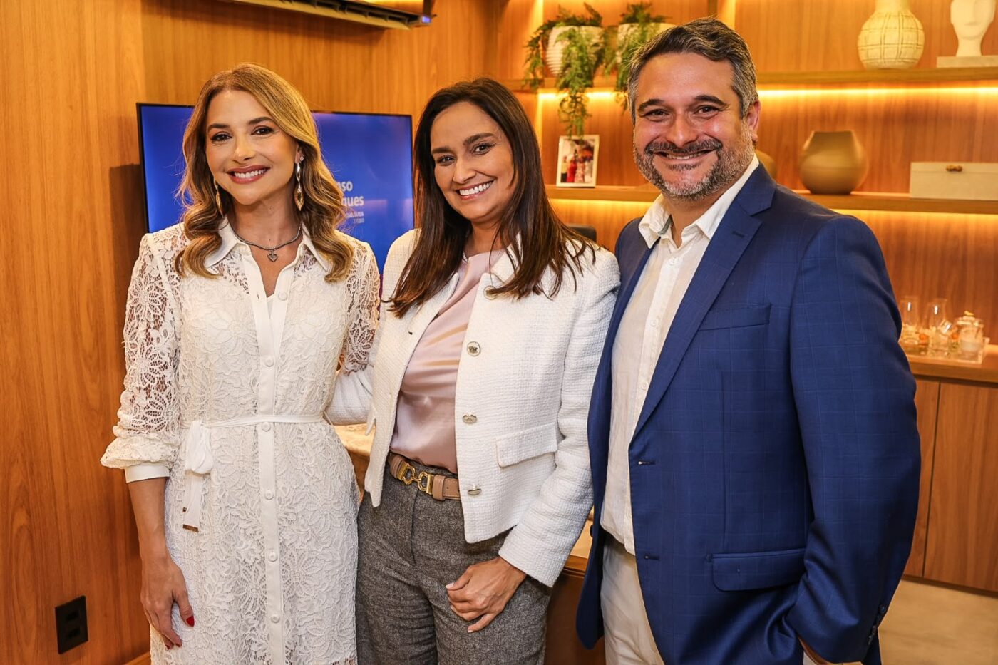 Thais Marcolini, Nicole luz e César Murilo