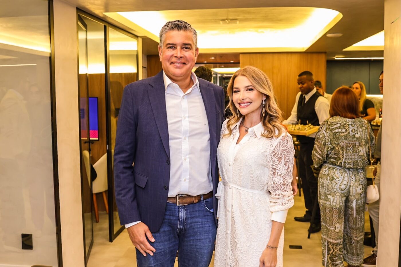 Américo Neto e Thais Marcolini