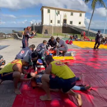 Porto da Barra é fechado para simulado de acidente aéreo em Salvador