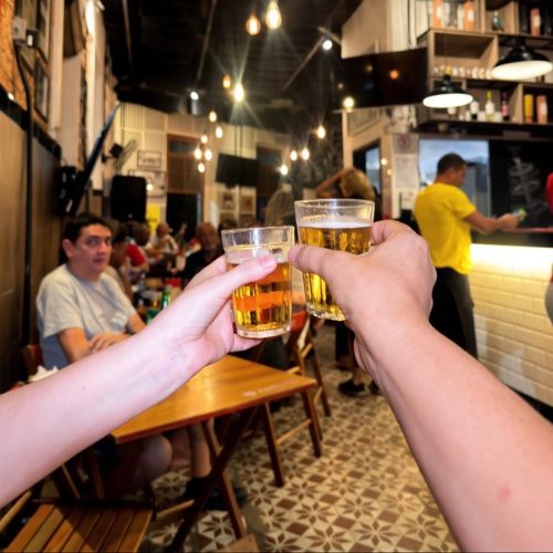 Bar de Salvador anuncia cerveja a R$ 13 para quem participar de caminhada de Lula