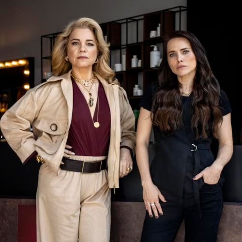‘Quem Ama Cuida’: Pilar toma dinheiro de Adriana e deixa rival na miséria