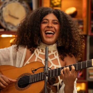 Josyara leva a força da música baiana ao Tiny Desk Brasil