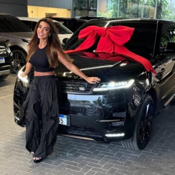 Aos 40 anos, Nicole Bahls compra carro de R$ 1,1 milhão por um detalhe inusitado