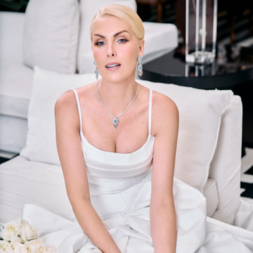 Ana Hickmann se casa com vestido de 40 metros de tafetá e maxi laço; veja fotos