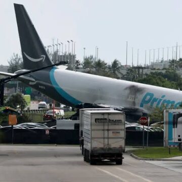 Acidente com avião da Amazon em Miami deixa cinco mortos e três feridos em estado crítico