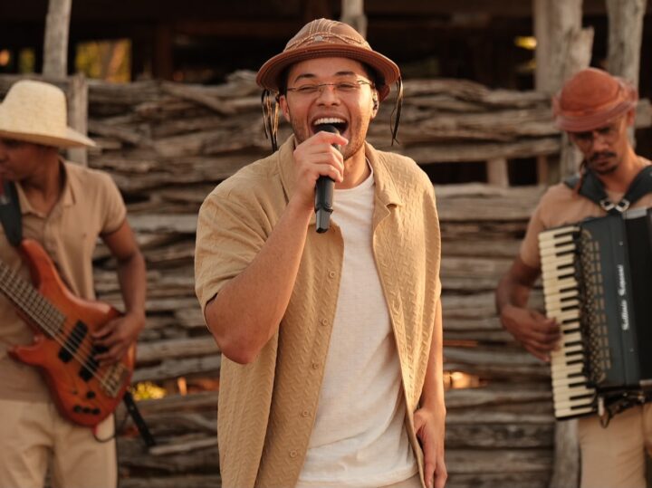 Cantor baiano transforma hinos gospel em forró e conquista milhões de visualizações; conheça Ian Gleizer