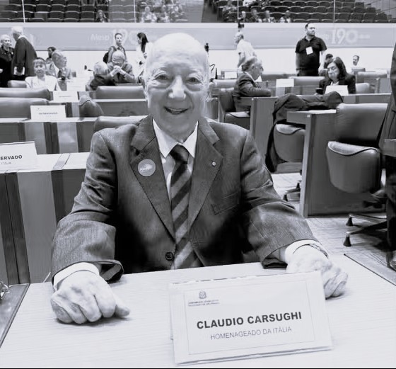 Morre Claudio Carsughi, referência do jornalismo esportivo, aos 93 anos
