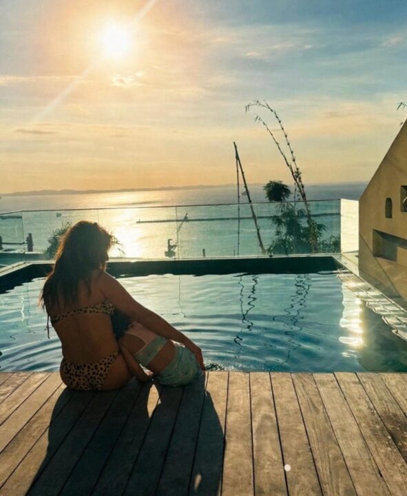 Fernanda Paes Leme curte Salvador com a filha e declara: “Agora ela também ama”