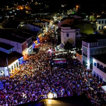 Festival de Lençóis chega ao último dia com Cidade Negra, Larissa Luz e atrações culturais