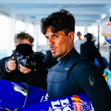 Gabriel Medina enfrenta campeão olímpico hoje no Fiji Pro; veja onde assistir