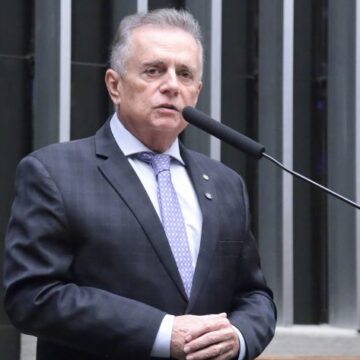 Comissão aprova projeto que exige separação de torcidas nos estádios