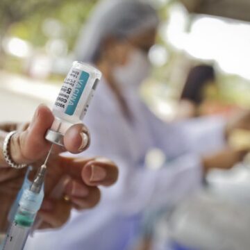 Projeto prevê anistia de multas aplicadas a pais por falta de vacinação contra Covid-19