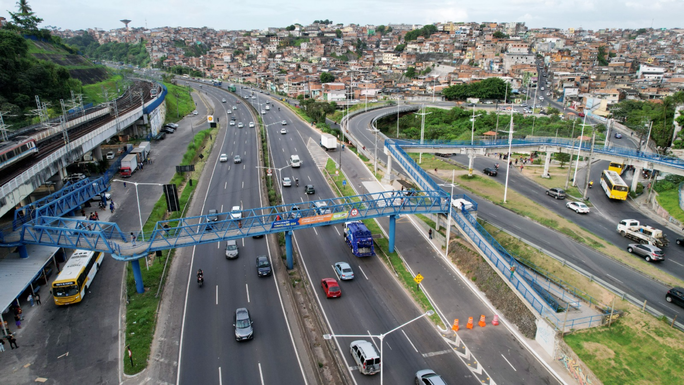 Trecho da BR-324 em Salvador recebe mega blitz com fiscalização