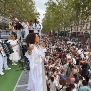 Mariene de Castro comanda Lavagem de Madeleine em Paris e celebra samba pelas ruas