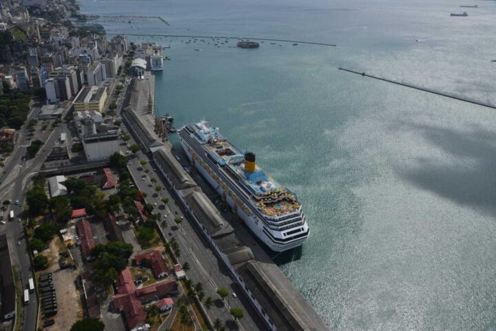 Temporada de cruzeiros na Bahia terá monitoramento com câmeras inteligentes e IA