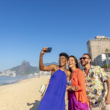 Turistas estrangeiros já deixaram US$ 7,4 bilhões no Brasil em 2026