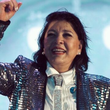 Aos 69 anos, Roberta Miranda abre o jogo sobre sua bissexualidade: ‘Sucumbi’