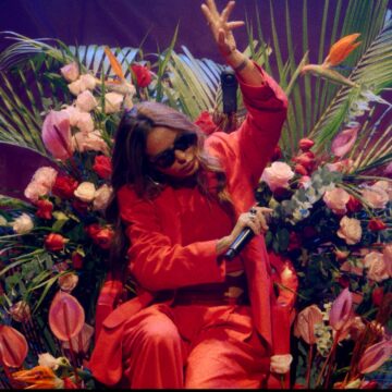Após gravar novo projeto em Salvador, Alinne Rosa faz show especial em São Paulo