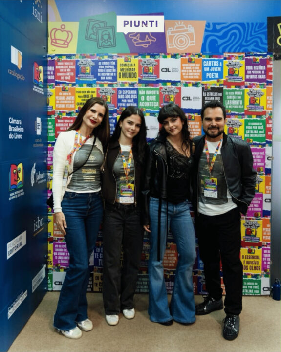 Aos 16 anos, filha de Luciano Camargo apresenta primeiro livro na Bienal de São Paulo e ganha homenagem do pai