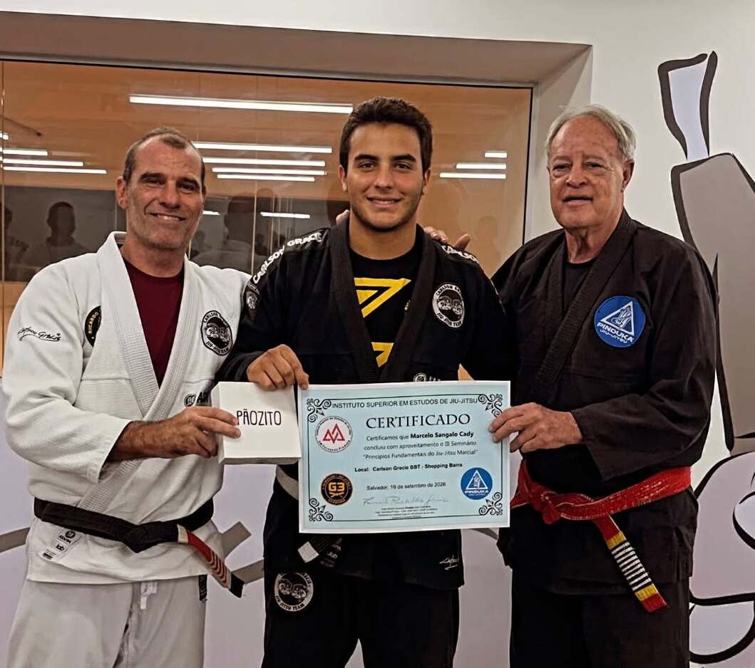 Aos 16 anos, Marcelo Sangalo mostra nova conquista no jiu-jitsu e celebra certificação
