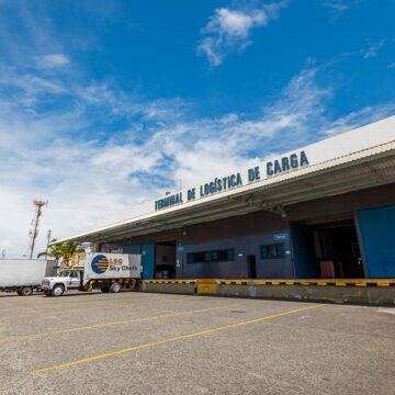 Movimentação de cargas no aeroporto de Salvador cresce 16% e bate recorde em 2026
