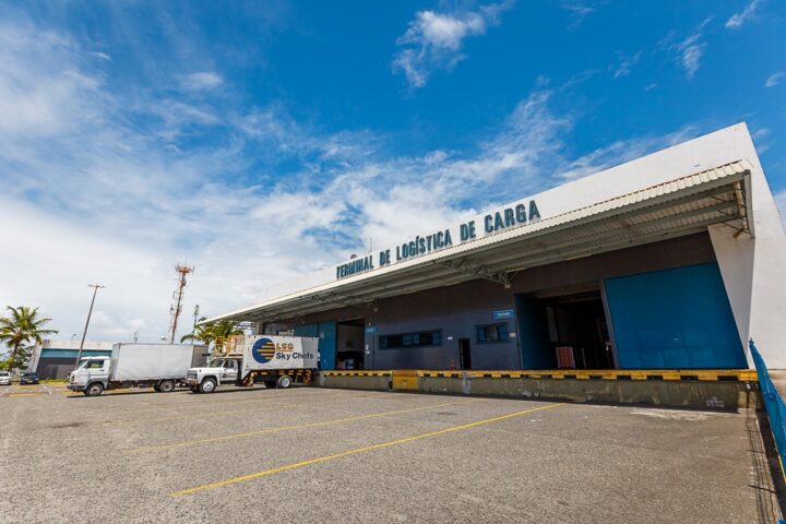 Movimentação de cargas no aeroporto de Salvador cresce 16% e bate recorde em 2026