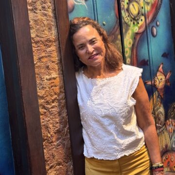 Chef Tereza Paim celebra 14 anos do Casa de Tereza com lançamento de livro e catálogo de arte