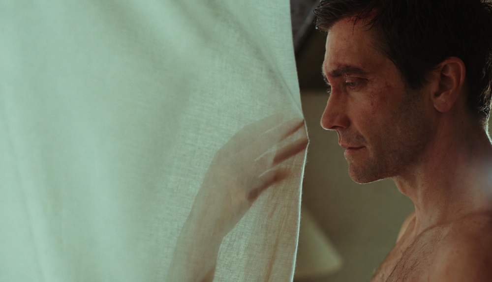 Novo filme de M. Night Shyamalan com Jake Gyllenhaal ganha primeiro trailer; assista