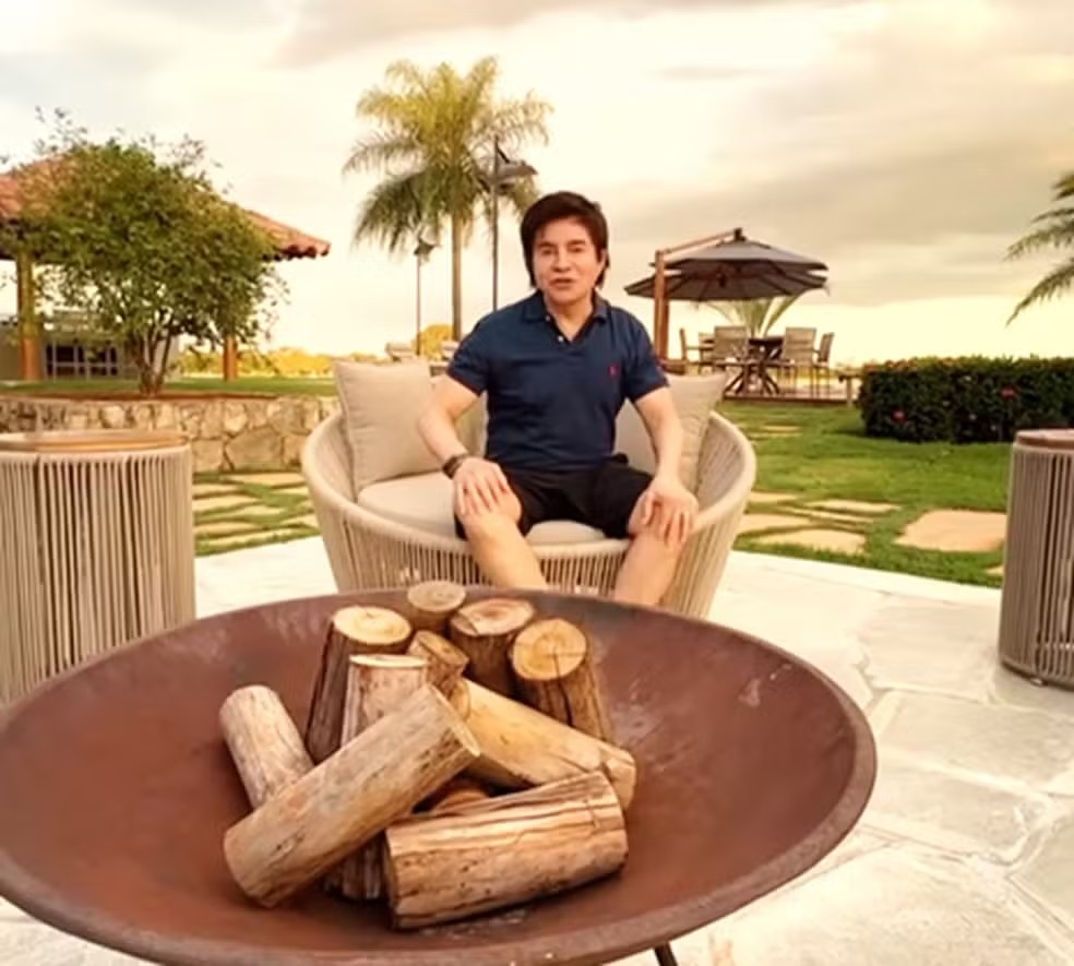 Aos 68 anos, sertanejo transforma fazenda em refúgio para os filhos famosos
