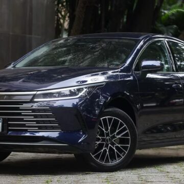 BYD King supera Toyota Corolla e lidera vendas no Brasil em agosto