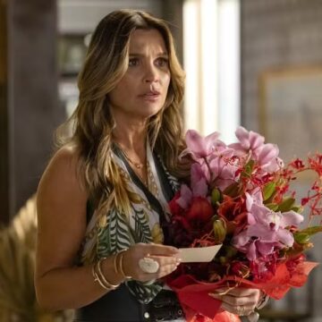 ‘Quem ama cuida’: Fábia recebe flores com bilhete misterioso e mensagem chocante