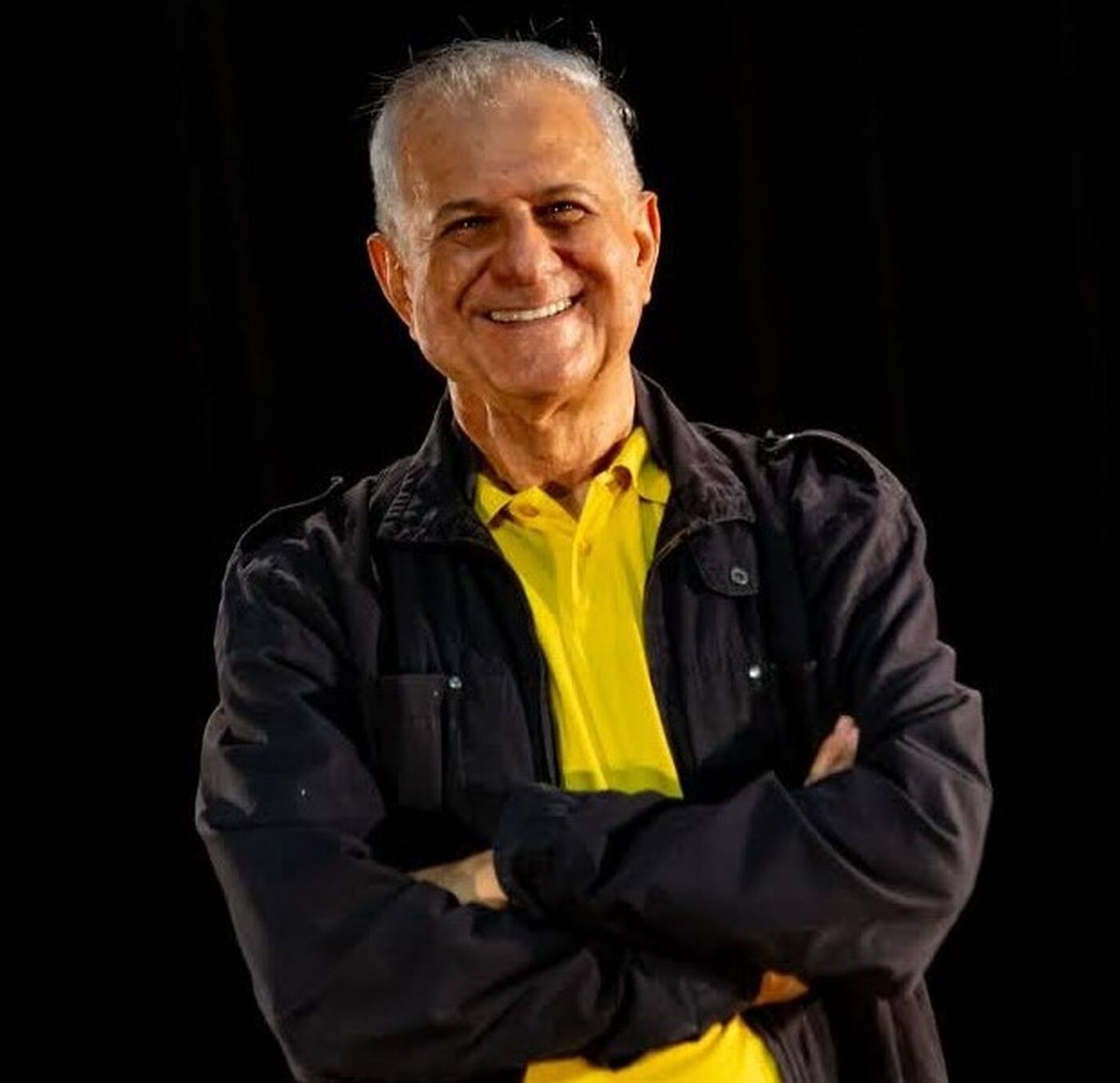 Luiz Marfuz lança primeiro livro de ficção em Salvador e celebra 50 anos de teatro