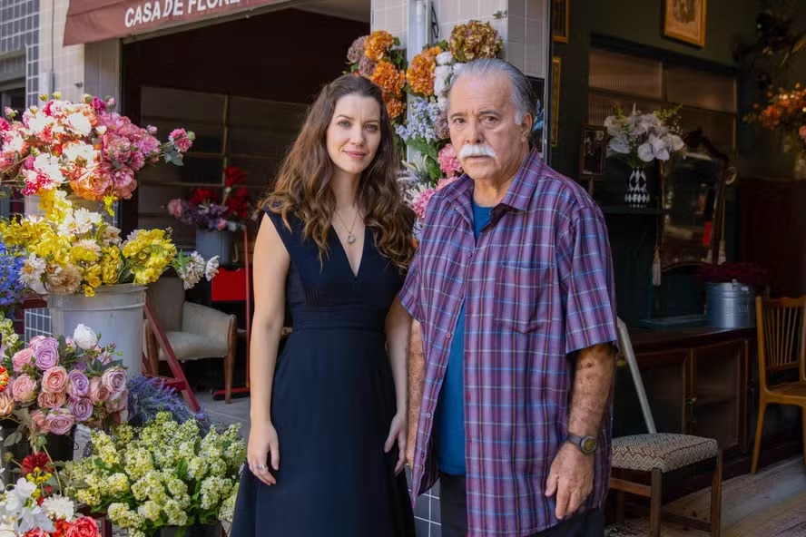 ‘Quem ama cuida’: Francesca revela a Otoniel segredo envolvendo Heitor