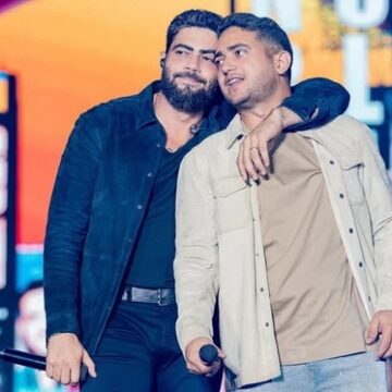 Aeroporto, piscina e gado Nelore: refúgio de dupla sertaneja é fazenda luxuosa com jatinho de R$ 80 milhões