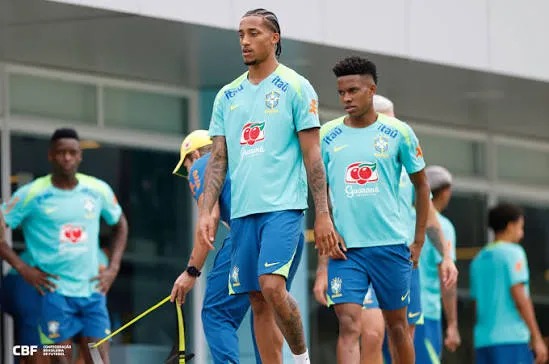Treinador europeu compara craque brasileiro com Benzema e Haaland
