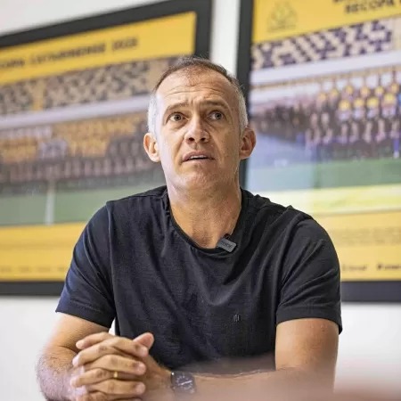 Lutando contra o rebaixamento, Inter faz proposta e avança para contratar técnico da Série B