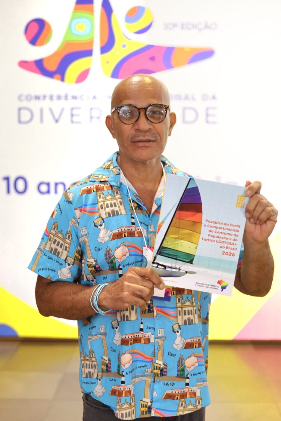 Ativista baiano Genilson Coutinho participa de conferência internacional sobre diversidade