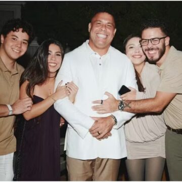 Ronaldo Fenômeno aparece com todos os filhos: ‘O tempo passa. A família fica’