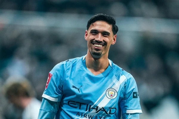 Ex-Manchester City explica ida para a Arábia Saudita e admite: ‘Não quero trabalhar’