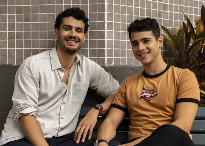 ‘Quem ama cuida’: Mau Mau e Felipe se beijam, e Fernando decide reconquistar o jovem