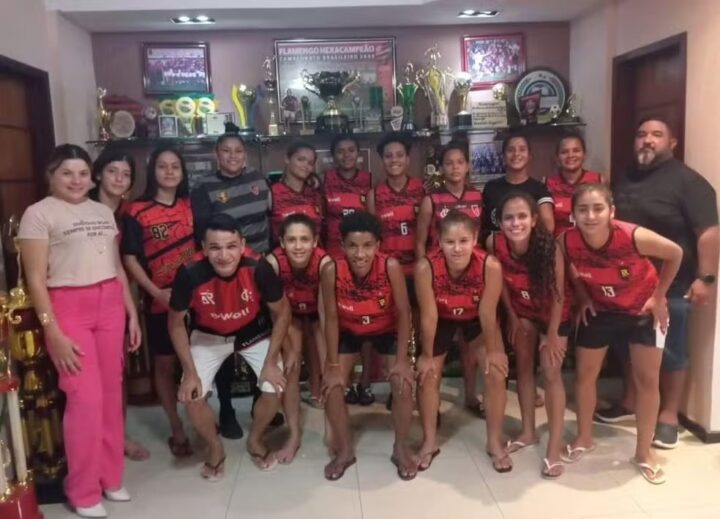 Ídolo do Flamengo investe R$ 1,5 milhão em time de futebol feminino