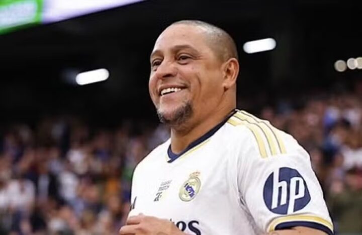Com ‘conta zerada’, Roberto Carlos revela ter perdido 99% do que ganhou no futebol