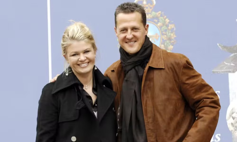 Quem é Corinna, esposa de Michael Schumacher há 30 anos e que quebrou silêncio após acidente