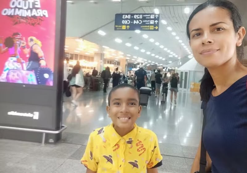 Alvinho, menino superdotado que vive em abrigo, chega a Bahia para encontro de pequenos gênios