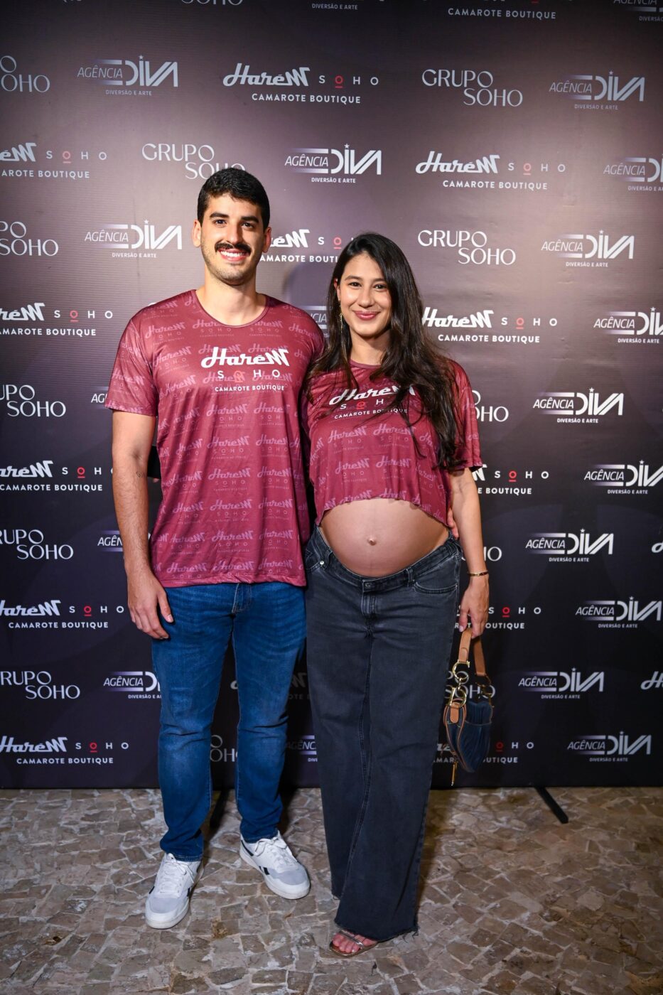 Lucas Chamusca e Bárbara Queiroz